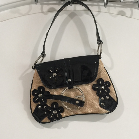 Guess Girls Small Black Floral Bag - Picture 1 of 3
